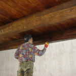 2-mano-di-trattamento-solai-interni